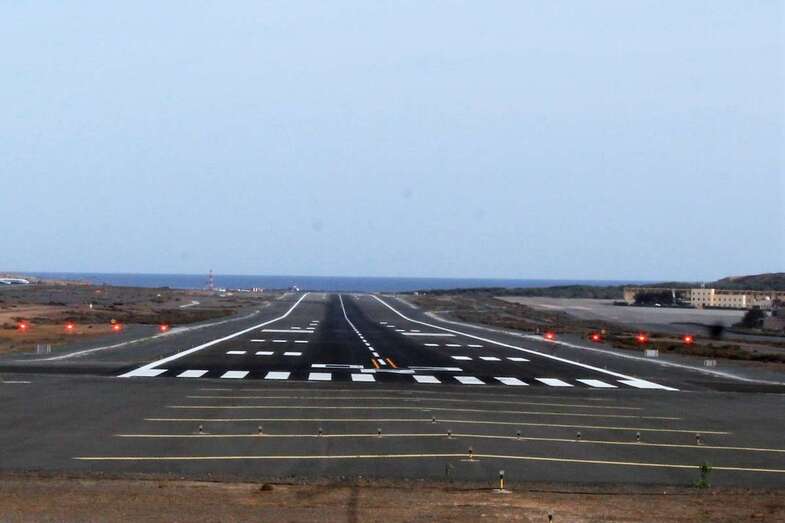 Pista del Aeropuerto de Gran Canaria/TA.